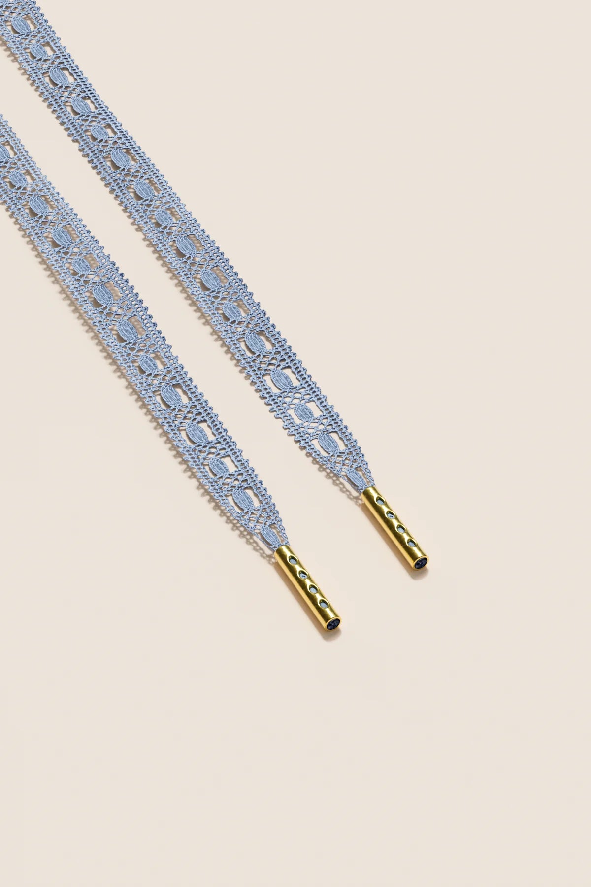 Senkels Light Blue Crochet Shoelaces with Gold Aglets
