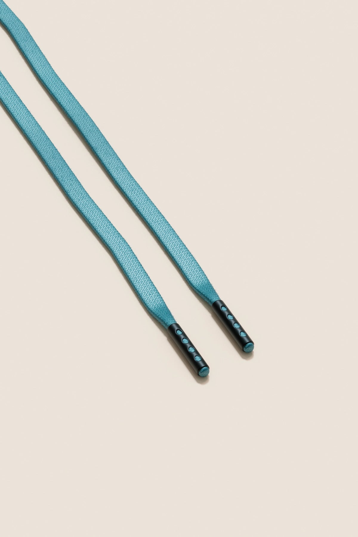 Senkels Turquoise 3mm Flat Waxed Shoelaces with Black Matte Aglets