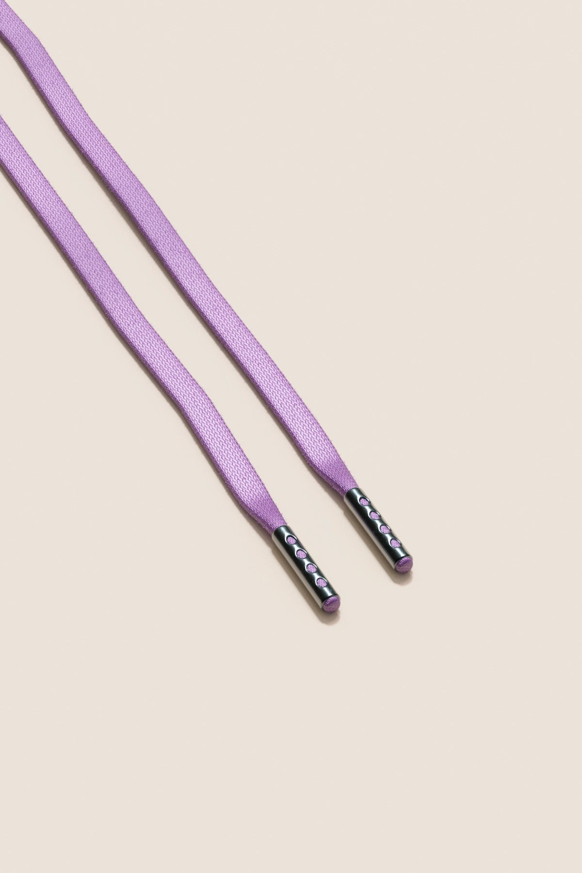Senkels Lilac 3mm Flat Waxed Shoelaces with Black Nickel Aglets
