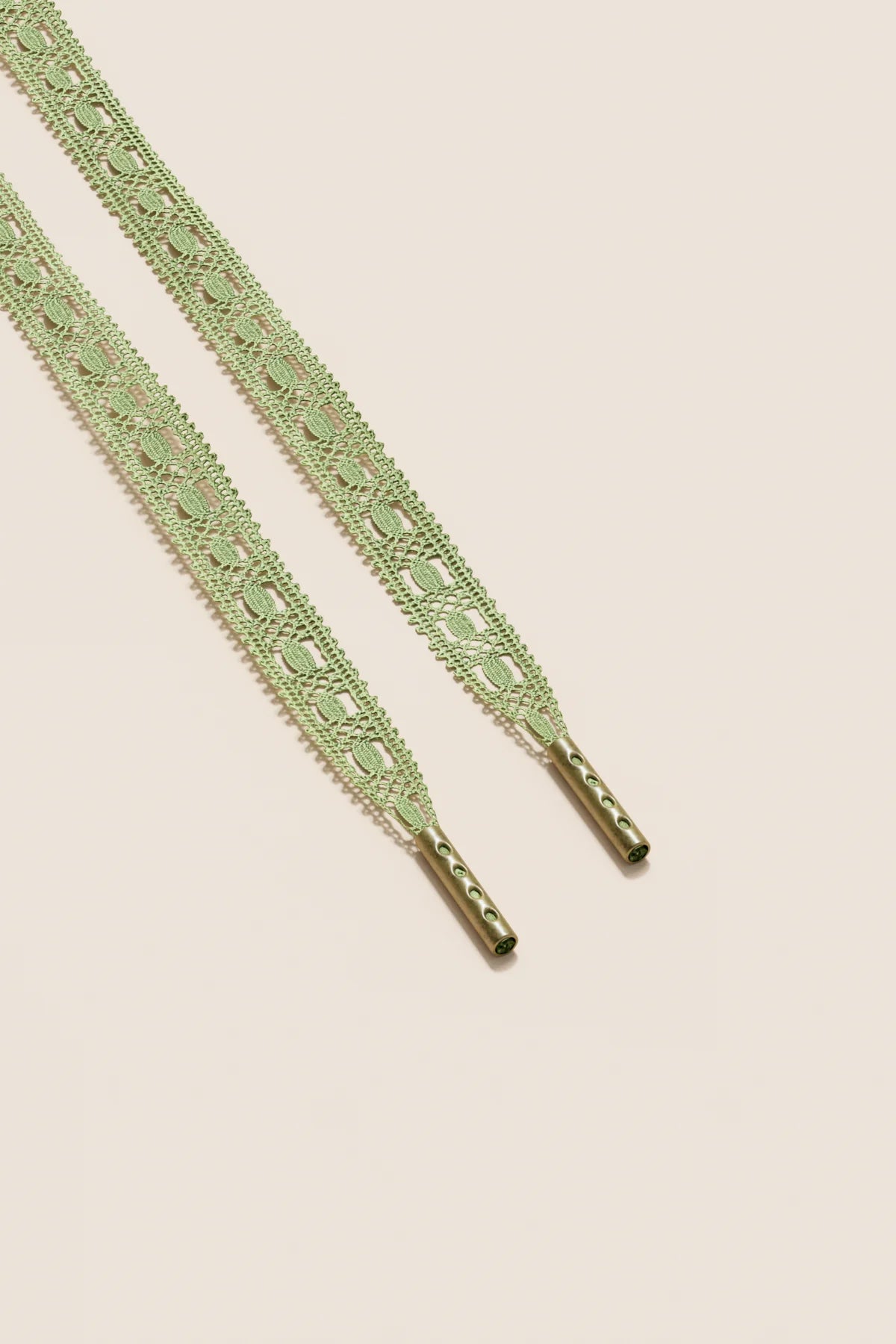 Senkels Pastel Green Crochet Shoelaces with Brass Aglets