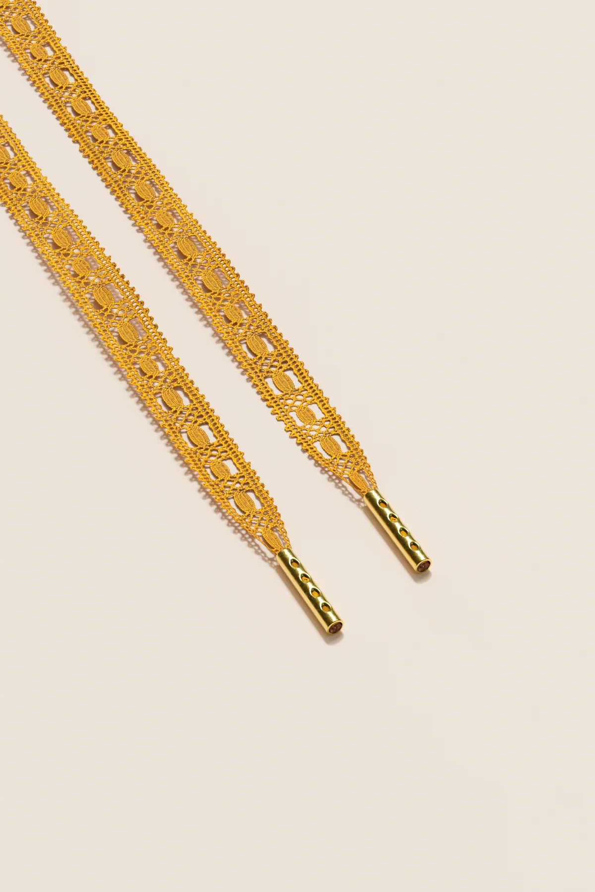 Senkels Yellow Crochet Shoelaces with Gold Aglets